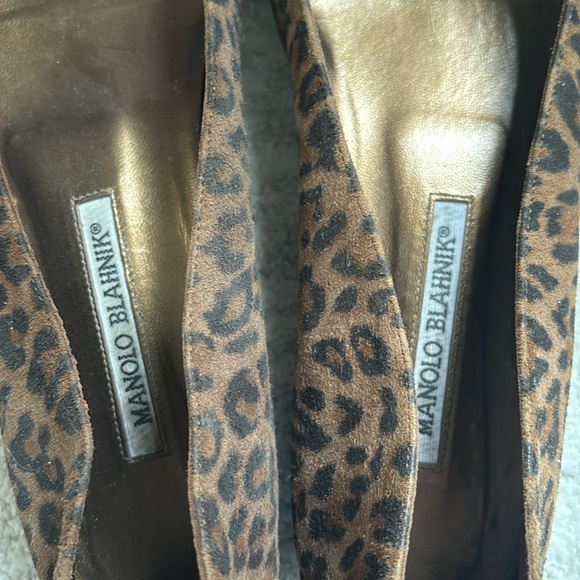 Manolo Blahnik leopard print flats - Picture 7 of 12